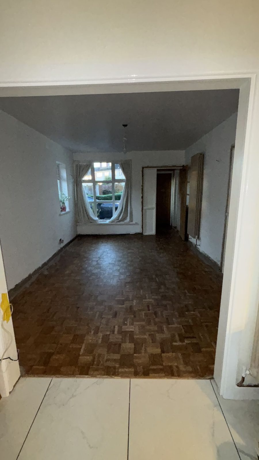 Living room before new flooring